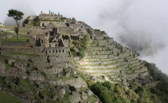 Machu Picchu - salaperäinen muistomerkki antiikin inkojen kulttuurista Machu Picchu -potentiaalista